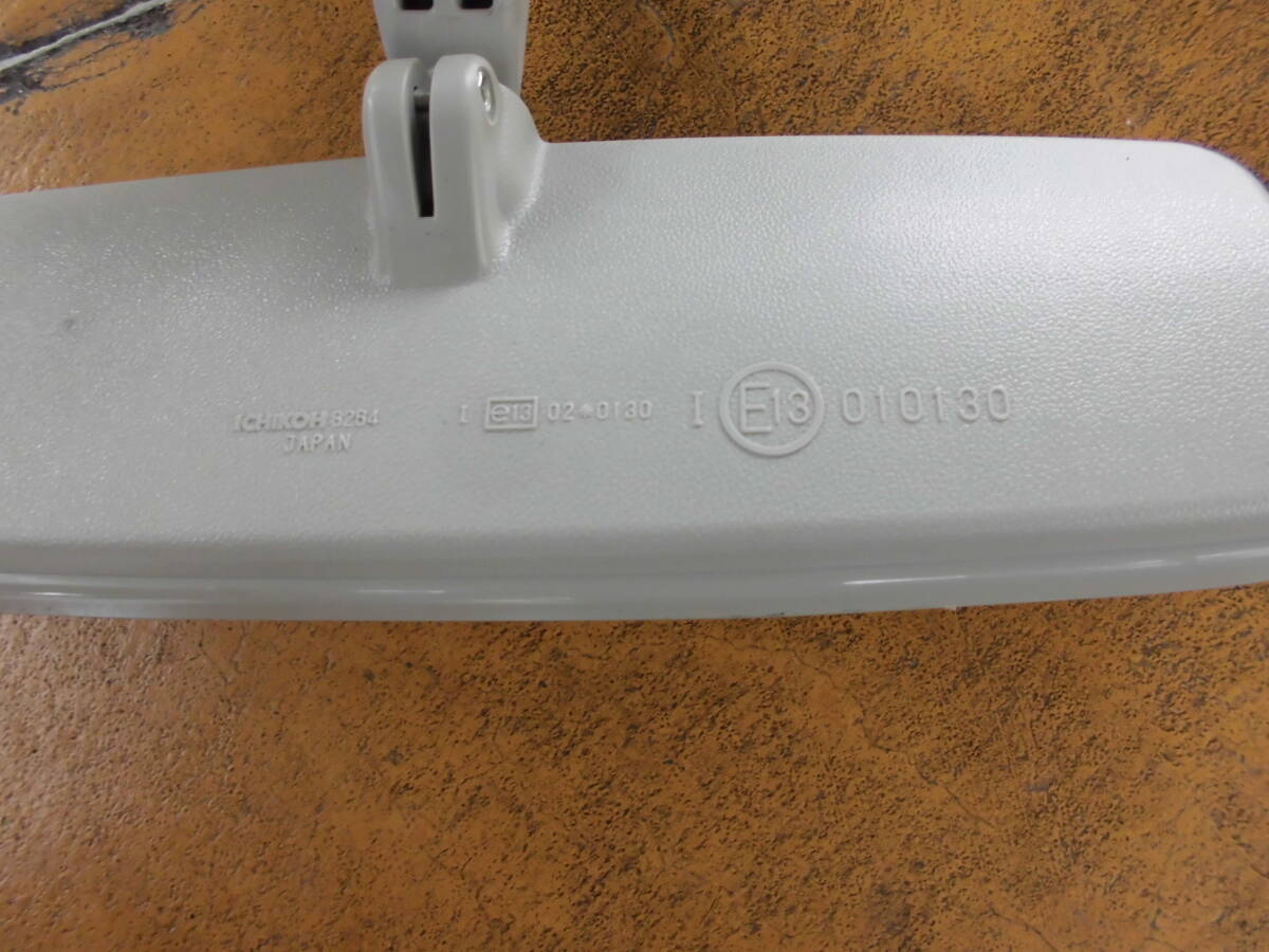 item_image_3