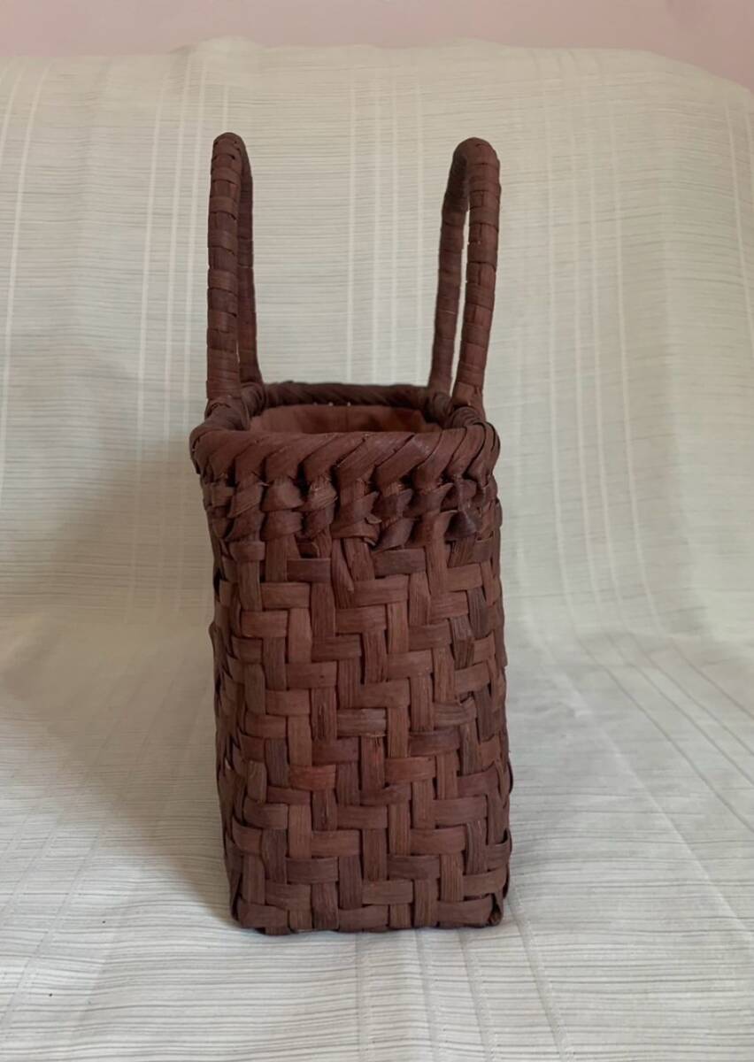 長野産 未使用品 一番皮 職人手編み 網代編み 山葡萄籠バッグ の画像6