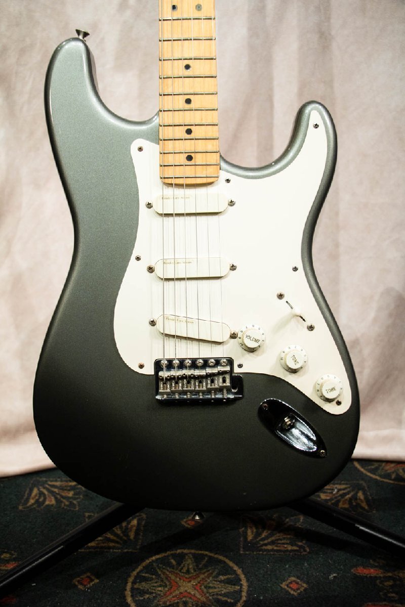 ♪Fender USA Eric Clapton Signature Stratocaster フェンダー エリッククラプトン シグネイチャーモデル ストラトキャスター ☆D 0520_画像2