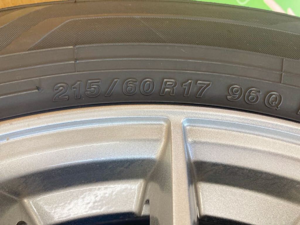 バリ山1シーズンのみ使用　カローラクロス　スタッドレス ice guard IG60 215/60R17 GRASS 4本セット 2022年製造　新潟市　手渡し可_画像4