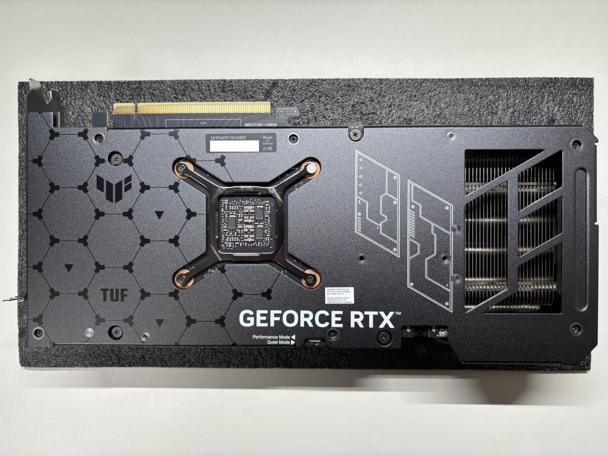 ASUS TUF Gaming GeForce RTX 4070 Ti 12GB GDDR6Xの画像2