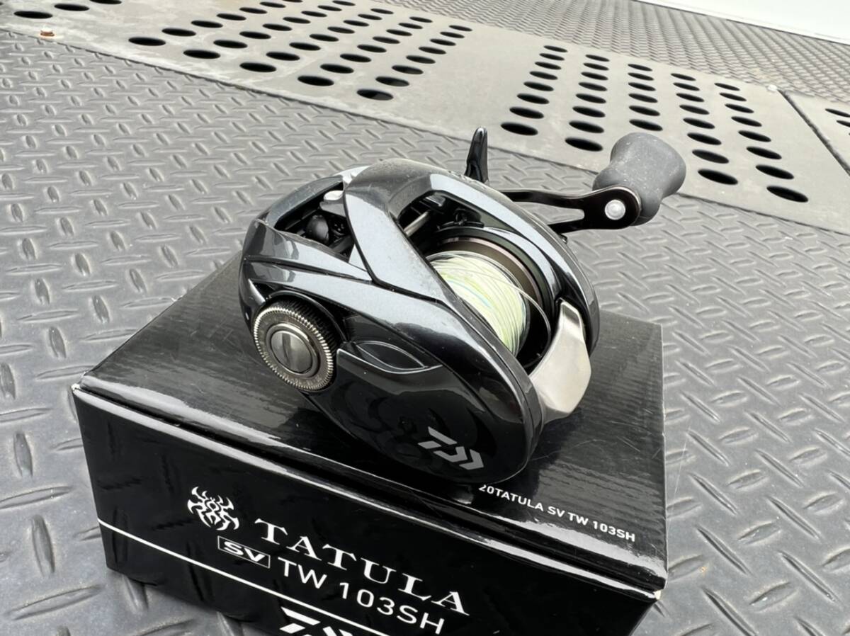 中古品！DAIWA TATULA SV TW 103SH 右巻き_画像3