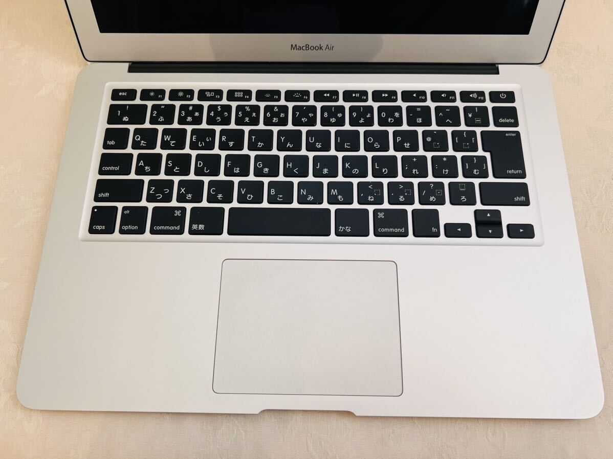 MacBook Air (13-inch, 2017) ★超美品★ i5 1.8GHz/メモリ8GB/SSD256GB/初期化済み/Monterey☆1円スタート_画像4