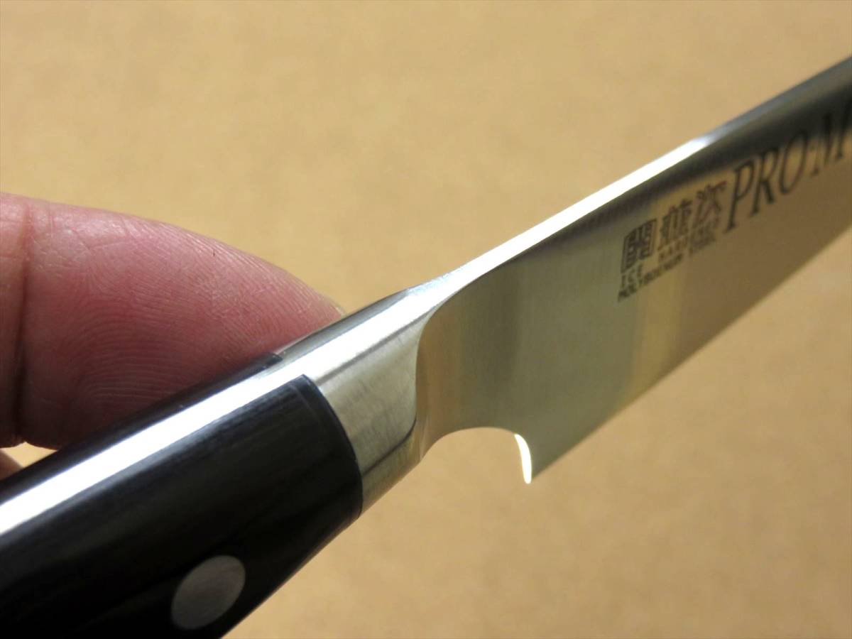 関の刃物 ペティナイフ 13cm (130mm) PRO-M モリブデンスチール 1K-6 鍔付一体型包丁 果物包丁 野菜 果物の皮むき 小型両刃ナイフ 日本製