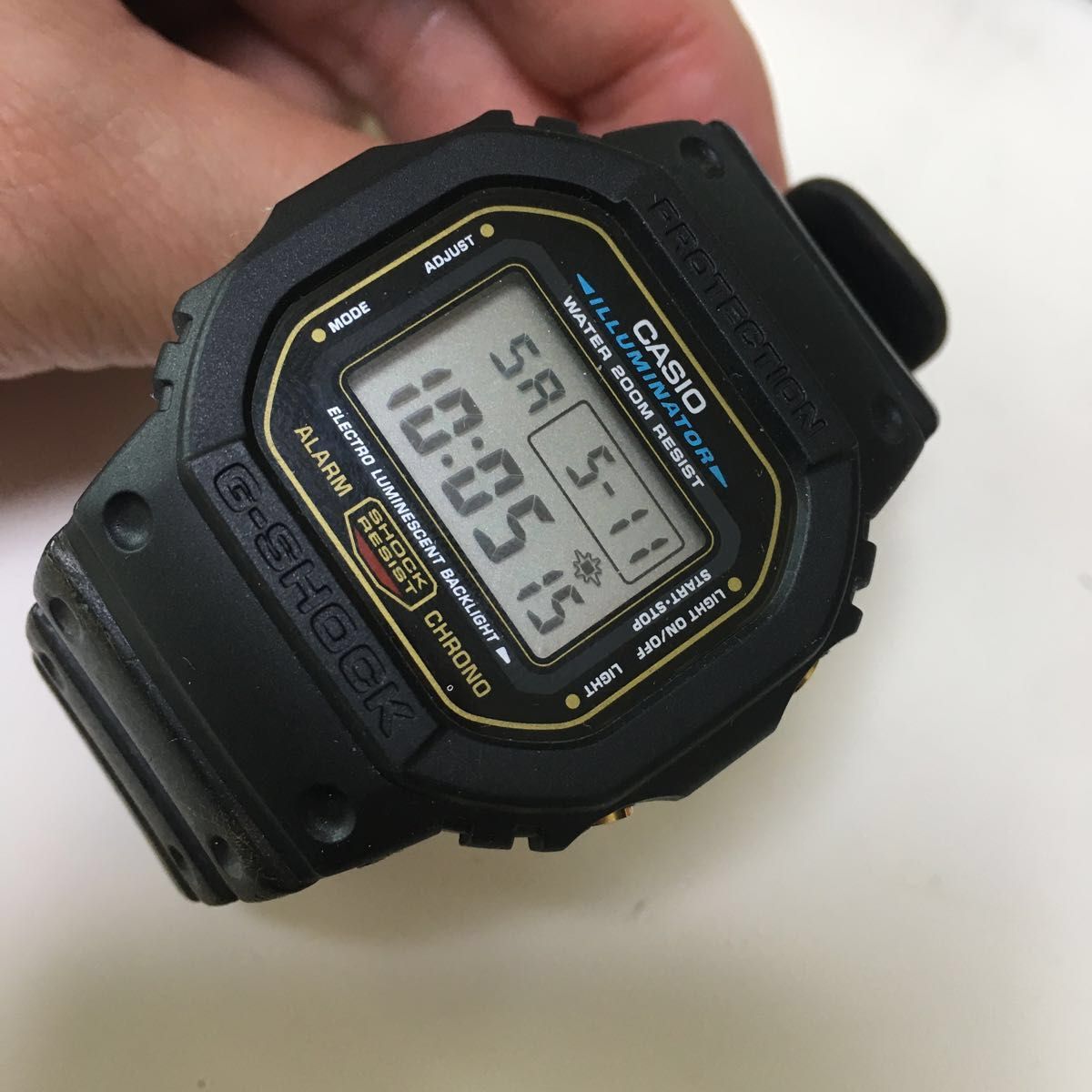 CASIO G-SHOCK DW-5600E 稼働中