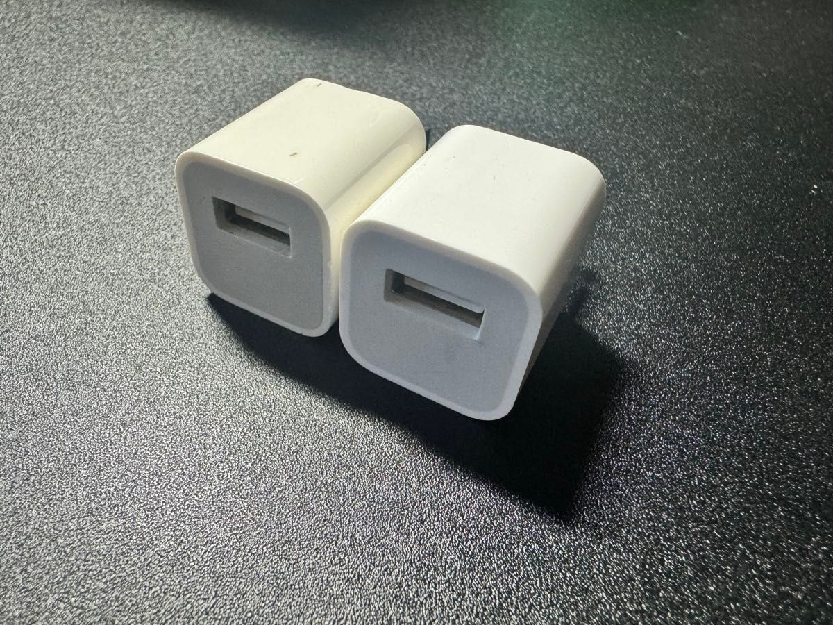Apple iPhone 純正品 USB 5V充電器ACアダプター 2個セット　A1385 
