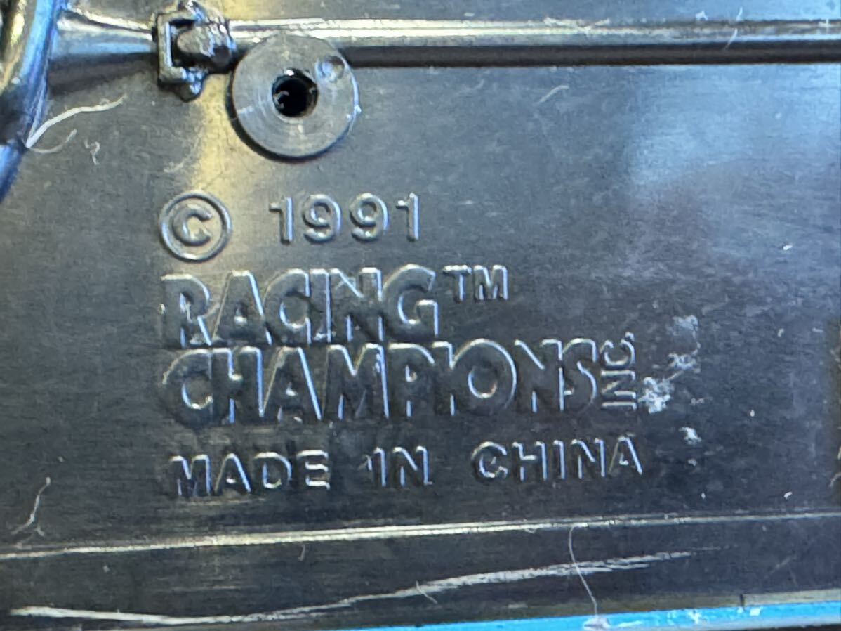 1991 Racing Champions 1:24 Dave Marcus NASCAR 71 big Apple market Chevrolet Lumina minicar racing car retro 