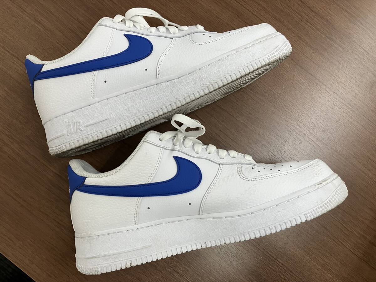 【M】NIKE AIR FORCE 1 '07 LO DM2845-100 エア フォース 白×青 US9.5 27.5ｃｍ 箱付き 使用回数少_画像5