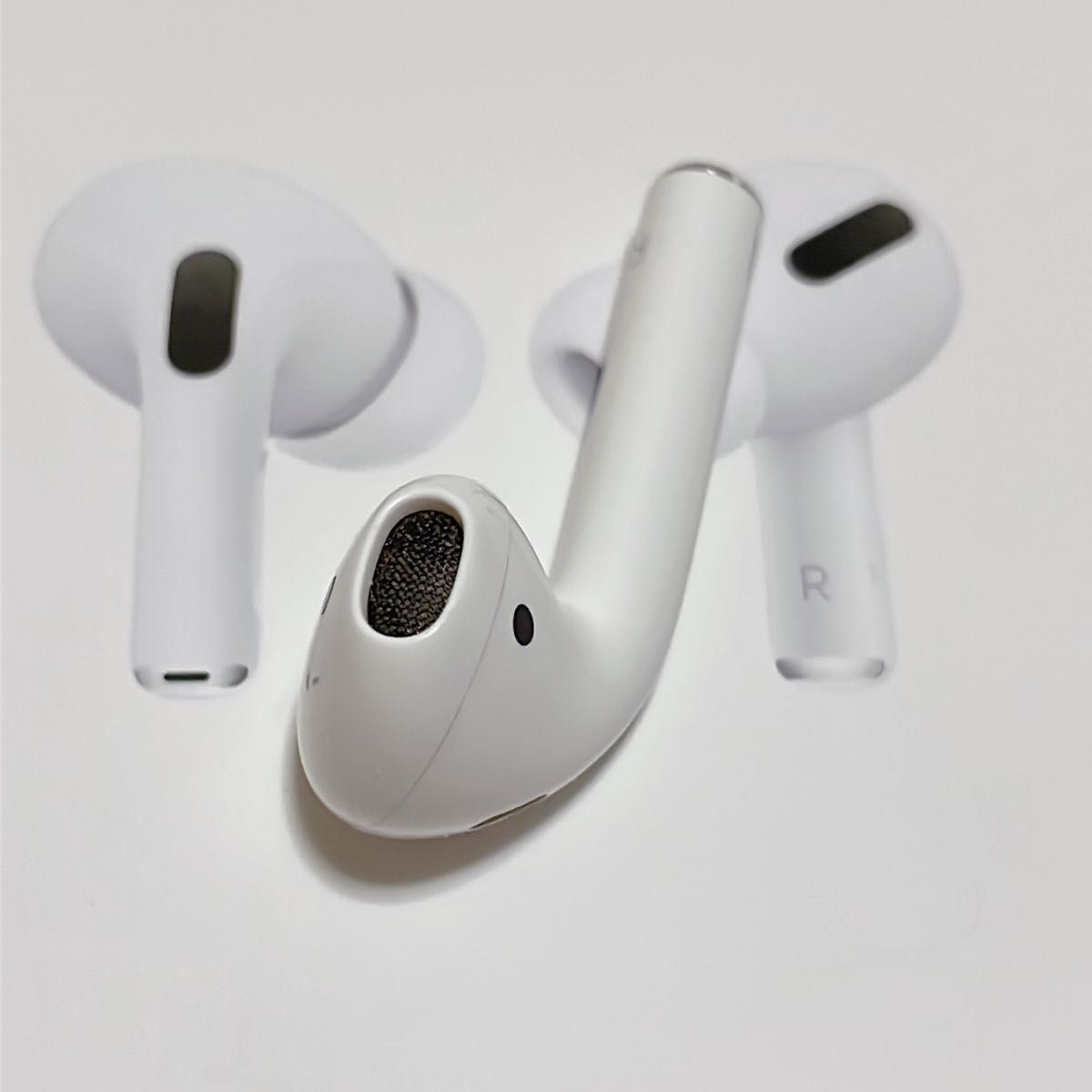 Apple国内正規品  AirPods第2世代 右耳