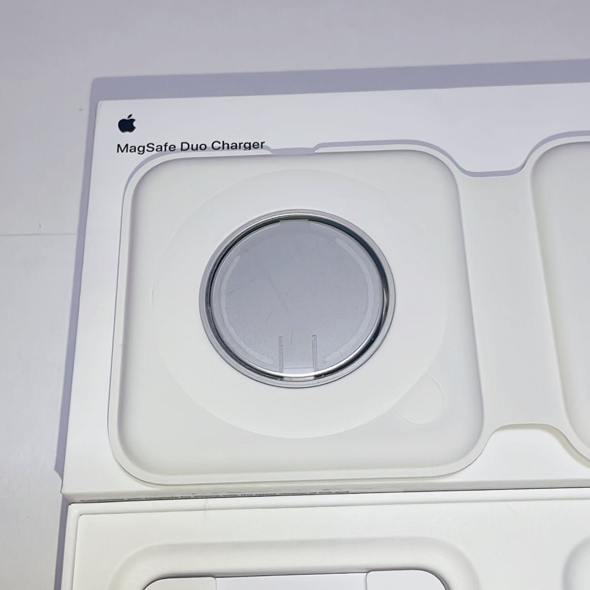 新品未使用！ Apple純正 MagSafeデュアル充電パッド ワイヤレス充電器