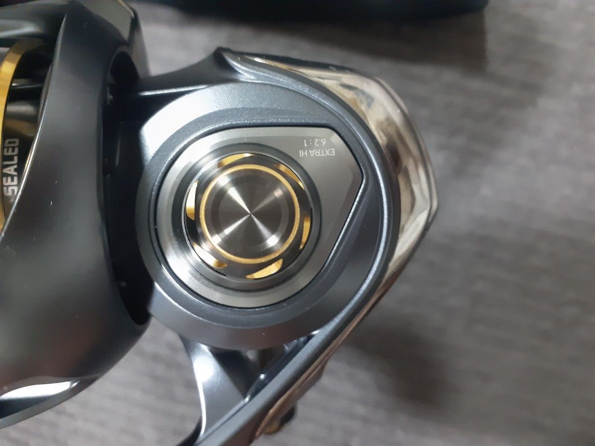 極上品 ダイワ 23エアリティLT4000-XH slpハンドル キャップ 極上品 ダイワ 23エアリティLT4000-XH slpハンドル キャップ