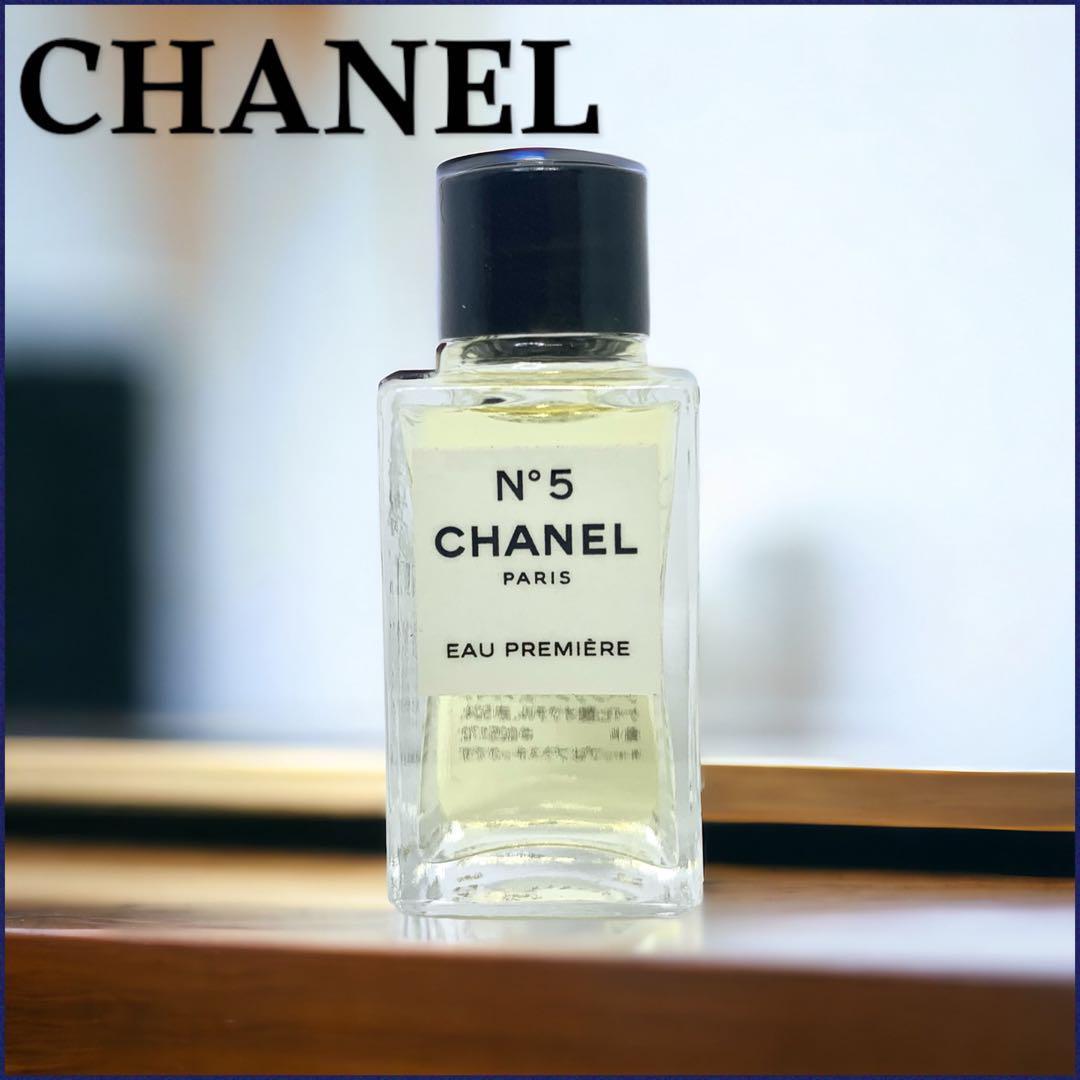 【新品・未使用】シャネル　N°5 オー　プルミエール　オードパルファム　ミニ香水