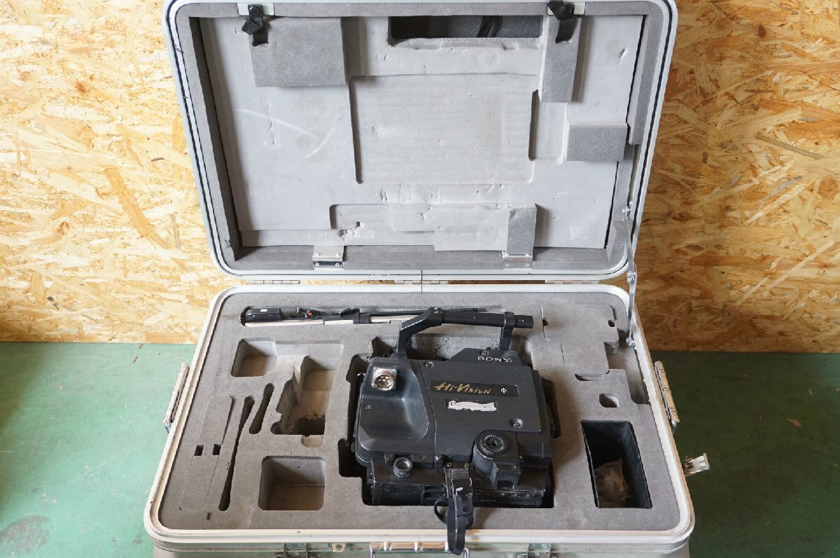 [SK][E4329117S] SONY Sony HDVS HD COLOR CAMERA HDC-300 business use work camera camera case attaching 