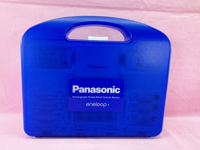 240516◆◇美品　Panasonic　eneloop　充電式　ニッケル水素電池　充電器セット　K-KJ53MCC84　ケース付　現状品◇◆_画像2