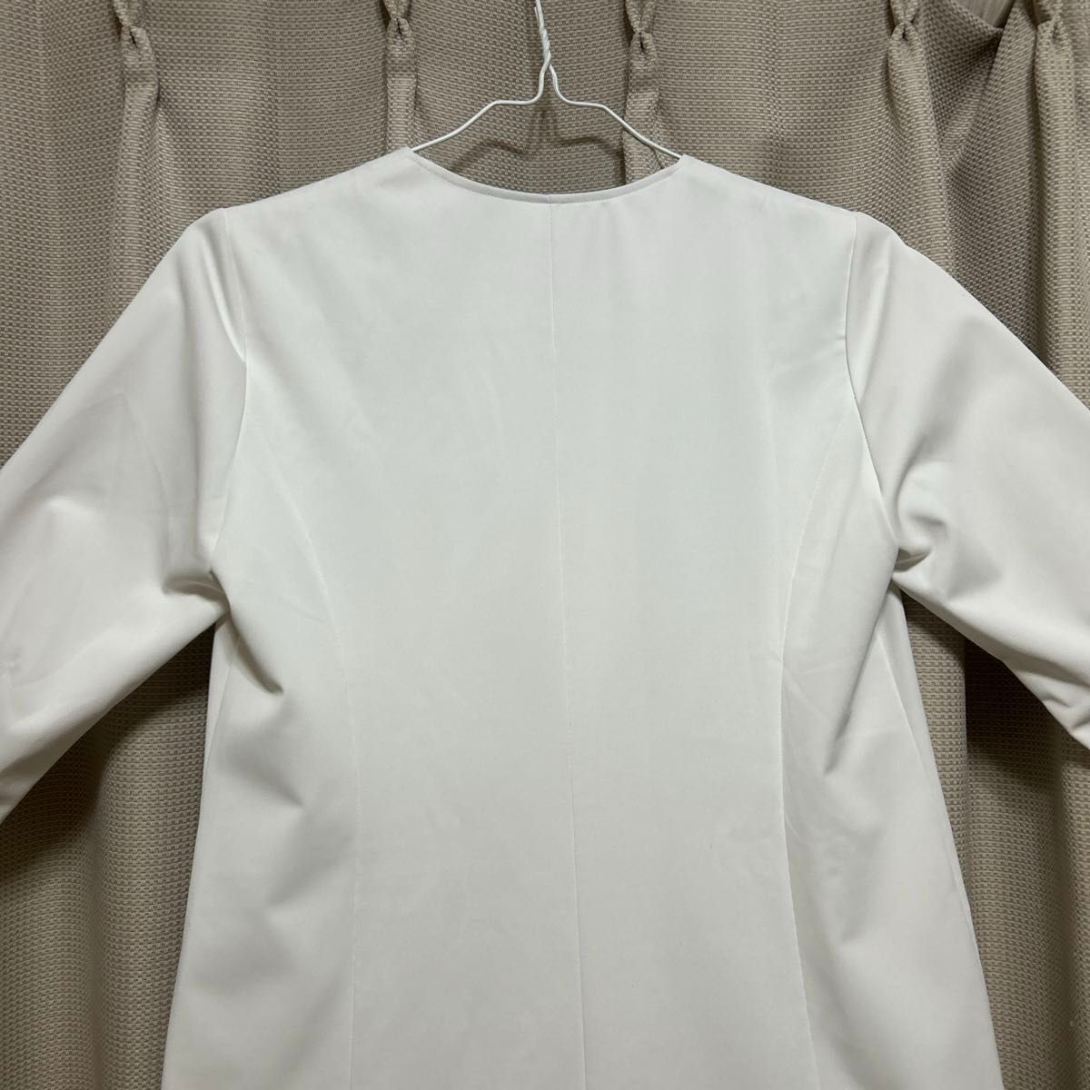 未使用品　ジップアップ白衣　Lサイズ　長袖　ナガイレーベンCD2820  ポリエステル100%   ナース服　ジャケット