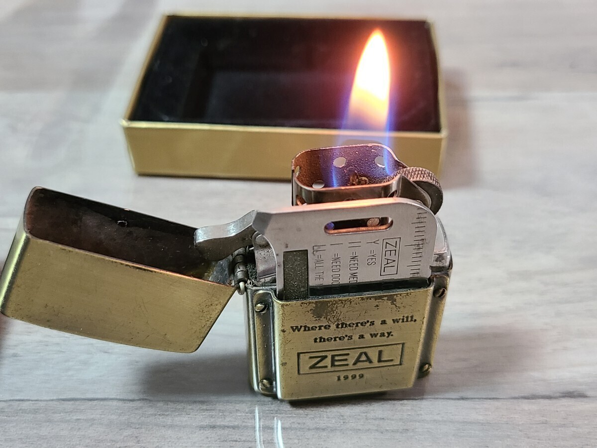 貴重品】ZEAL×ZIPPOコラボ ドクター柏木 ZEALジッポライター 貴重品】ZEAL×ZIPPOコラボ ドクター柏木 ZEALジッポライター