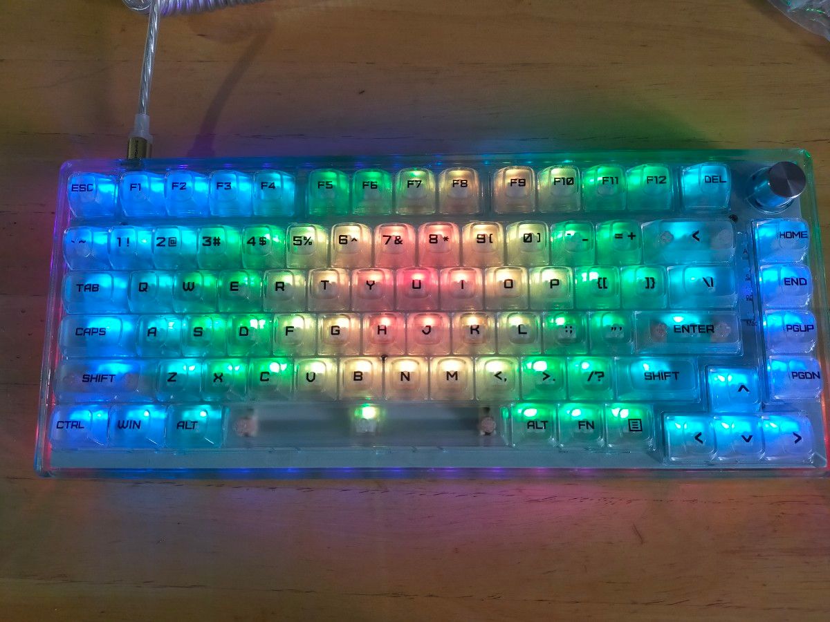 新品特価 MK32 スワップ可能 有線メカニカルキーボード 透明キーキャップ付き RGBバックライトカスタムゲーミングキーボード