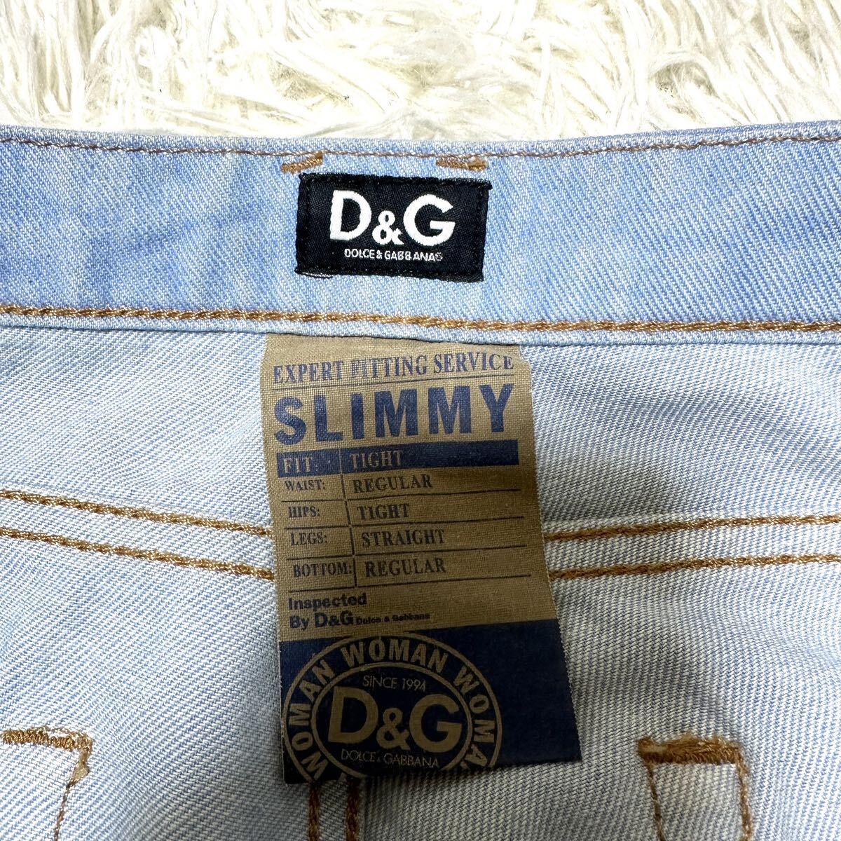 DOLCE&GABBANA Dolce and Gabbana Denim джинсы голубой [ освежение голубой ] 27 D&G Logo plate брюки 