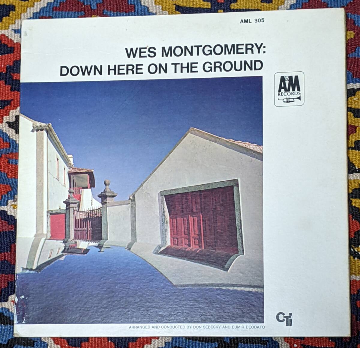 60's ウェス・モンゴメリー (G) （国内盤 LP)/ ダウン・ヒア・オン・ザ・グラウンド A&M Records AML-305 1967,68年録音_画像2