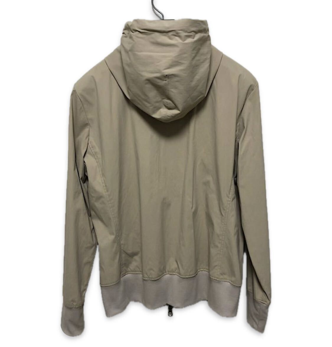 【1piu1uguale3】LIMONTA 3 WAPPEN PARKA Ⅳ ［BEIGE］リモンタ社ナイロン『3』サガラワッペンパーカー GOLF ゴルフ muta