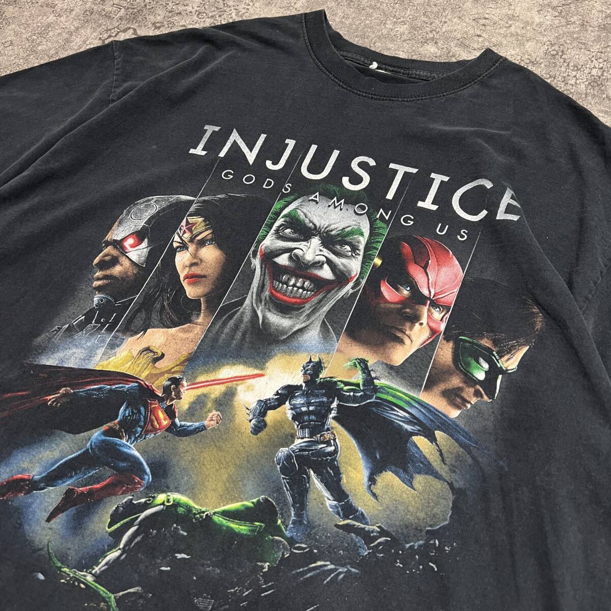 00s DC コミック INJUSTICE Tシャツ スーパーマン バットマン ジョーカー ヒーロー キャラクター 映画 バンドT ヴィンテージ vintage _画像4