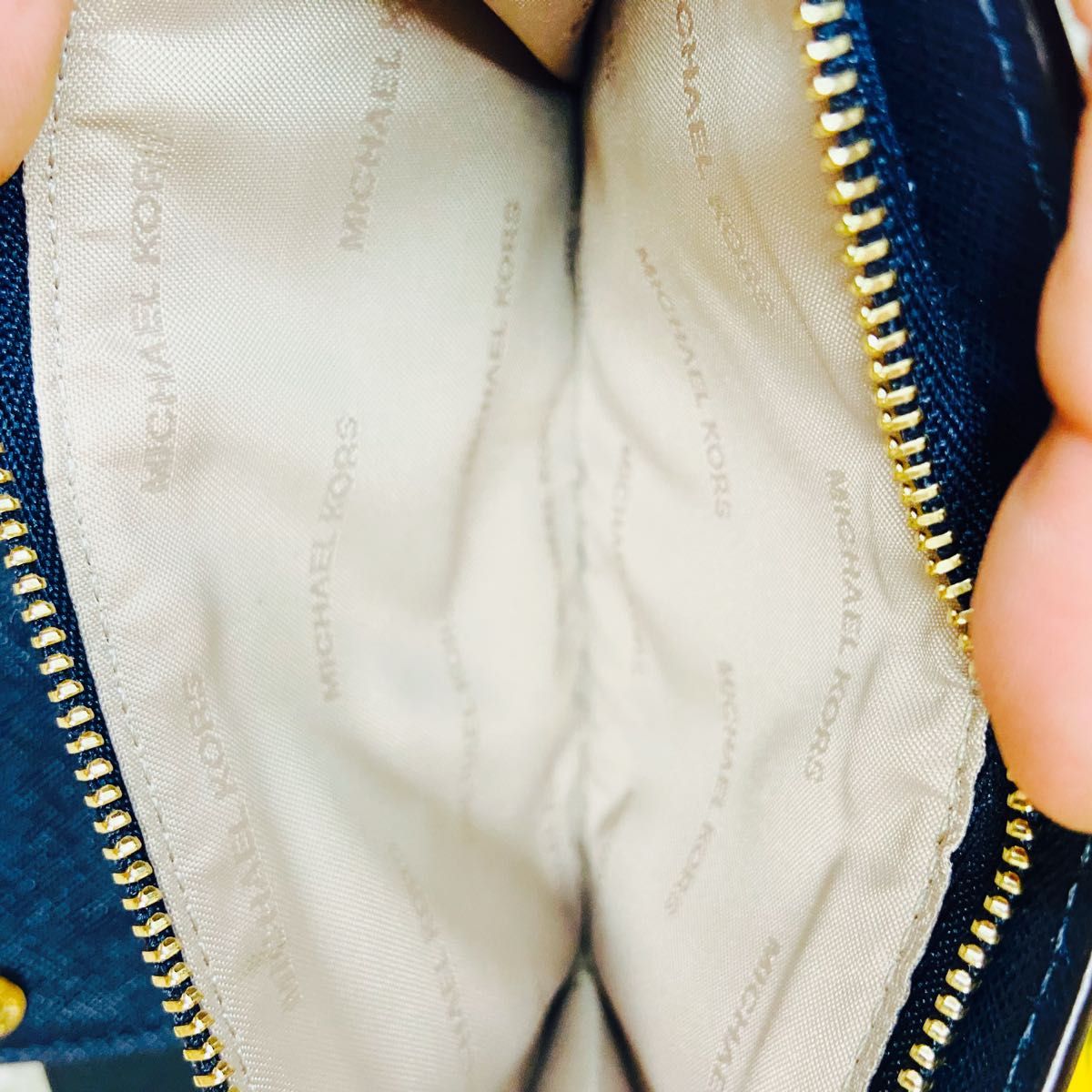 新品 MICHAEL KORS マイケルコース 花柄 財布 レディース 二 新品 MICHAEL KORS マイケルコース 花柄 財布 レディース 二