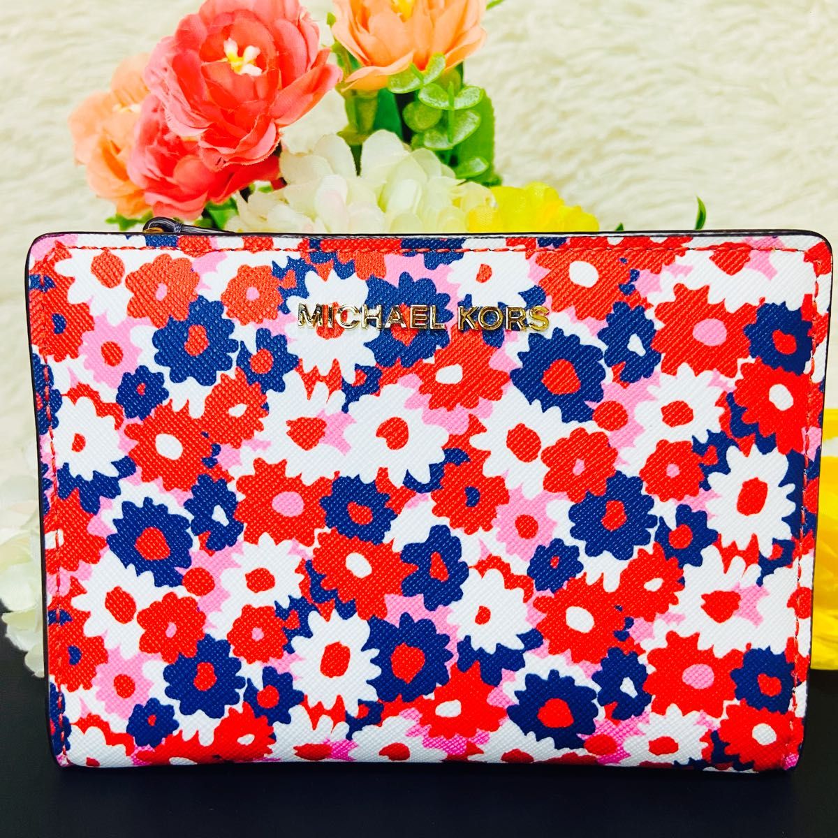 新品 MICHAEL KORS マイケルコース 花柄 財布 レディース 二 新品 MICHAEL KORS マイケルコース 花柄 財布 レディース 二