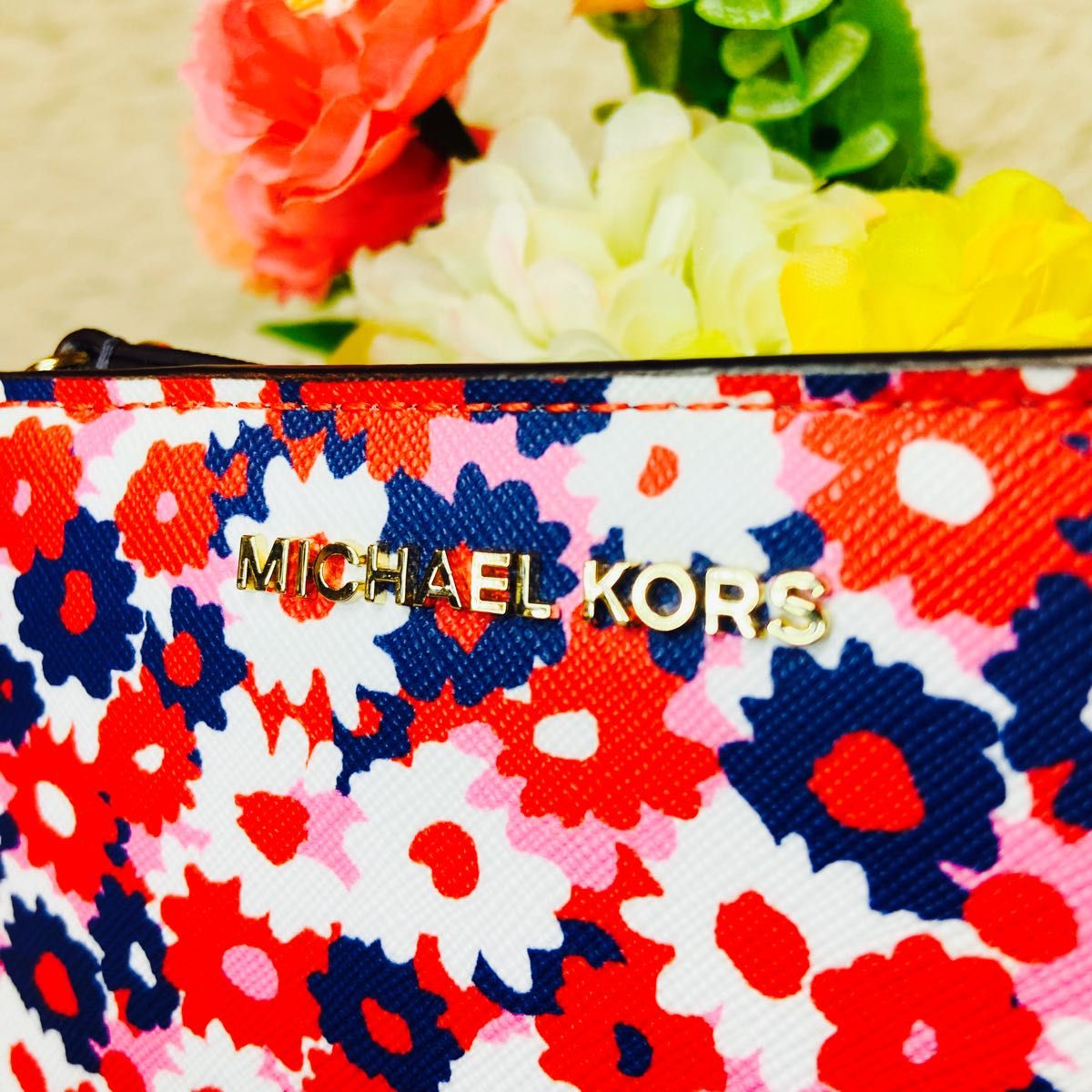 新品 MICHAEL KORS マイケルコース 花柄 財布 レディース 二 新品 MICHAEL KORS マイケルコース 花柄 財布 レディース 二