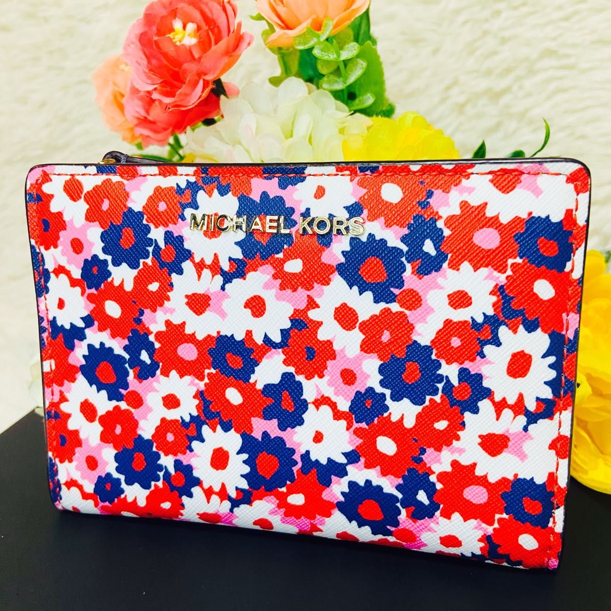 新品 MICHAEL KORS マイケルコース 花柄 財布 レディース 二 新品 MICHAEL KORS マイケルコース 花柄 財布 レディース 二