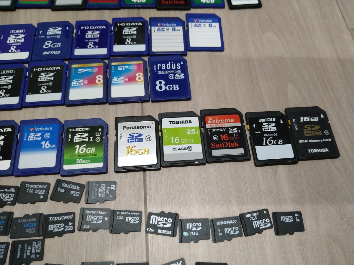 SDカード MicroSDカード USBメモリー メモリースティック アダプターなど いろいろまとめ 中古の画像7