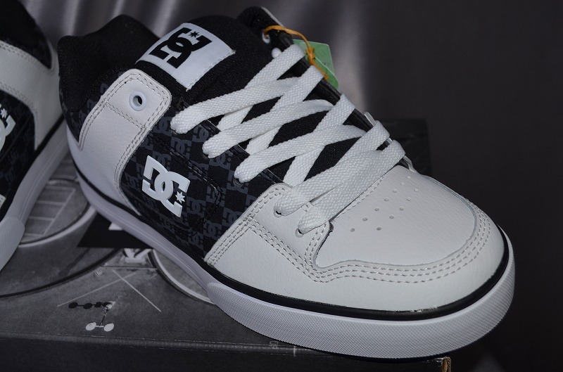 新品 28.0 DC SHOES PURE ピュア　モノグラム柄　DC SHOE ＤＣシューズ 高級感 ローカット_画像9