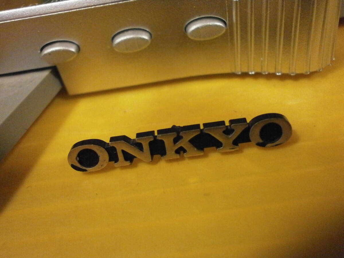 　ONKYO　純正　樹脂製スピーカーエンブレム 2枚._画像6
