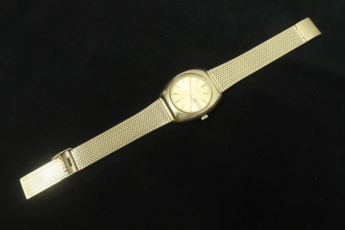 中古腕時計 (1) SEIKO セイコー LOAD MATIC ロードマチック 5606-6000 23石 自動巻き デイデイト ジャンク扱い_画像2