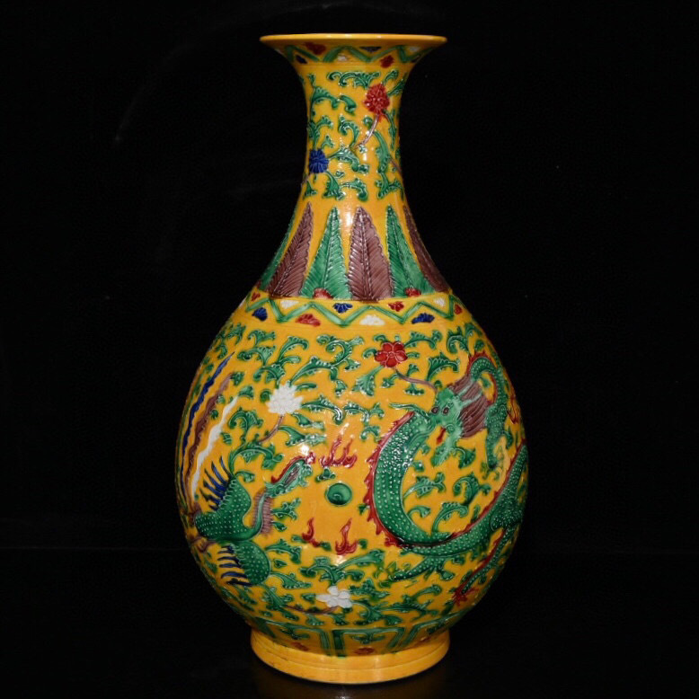 蔵友館蔵品 明 弘治年製款 古陶瓷品 琺瑯彩 龍鳳紋 玉壺春瓶 蔵友館蔵品 明 弘治年製款 古陶瓷品 琺瑯彩 龍鳳紋 玉壺春瓶