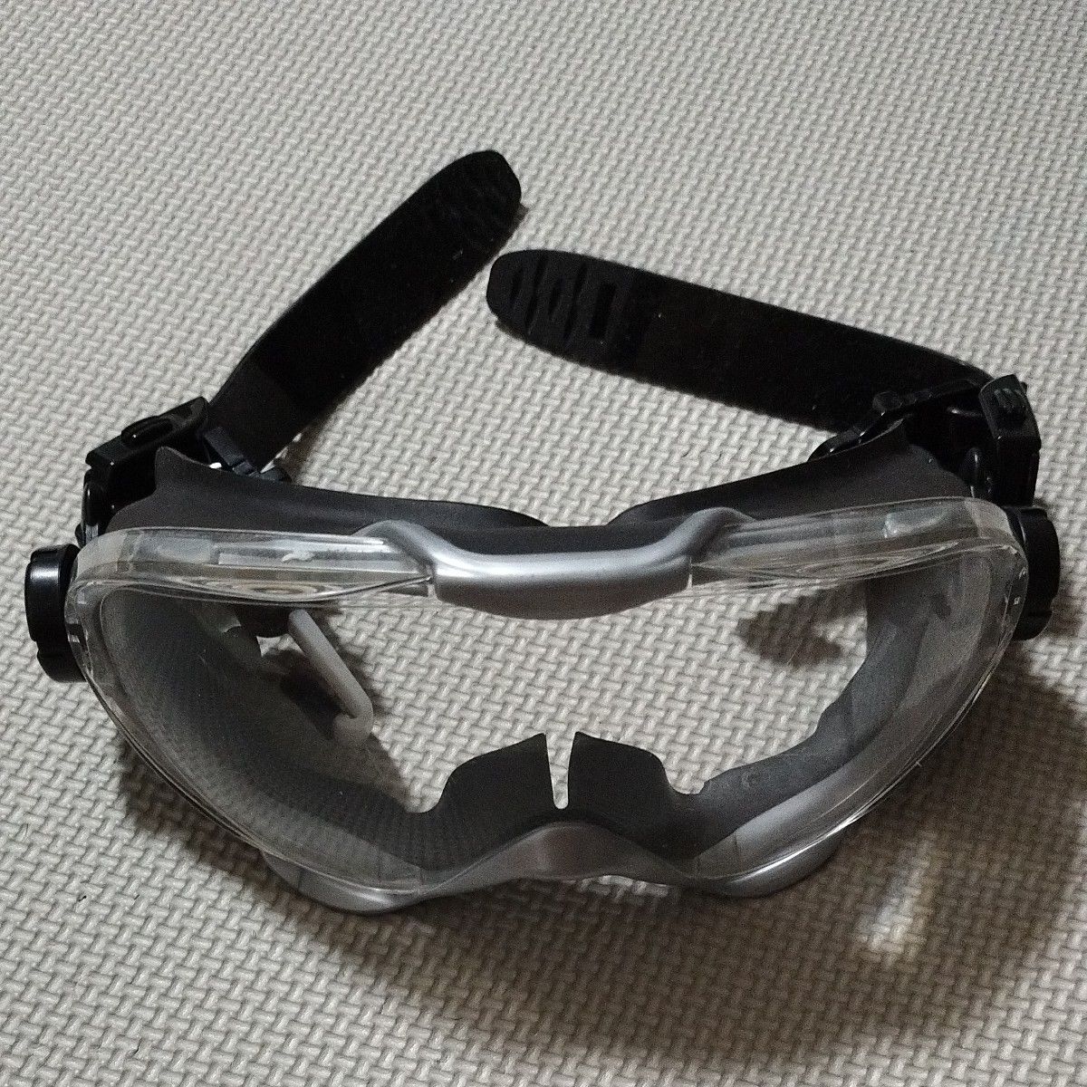 防塵メガネ　ヘルメット メガネ 透明 目保護