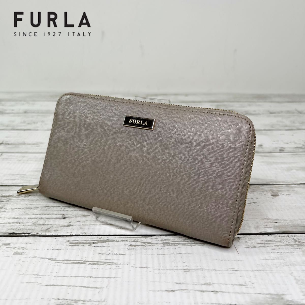 FURLA フルラ レザー ラウンドファスナー 長財布