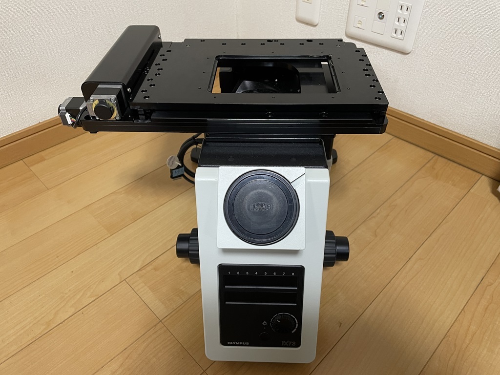 OLYMPUS オリンパス 倒立型蛍光顕微鏡　IX73　CHUO SEIKI 中央精機　電動XYステージSTDシステム B30102_画像2