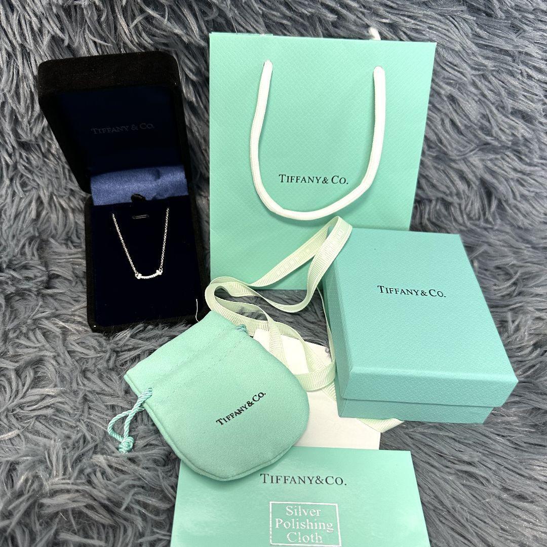 美品中古品 Tiffany ティファニー T スマイル ミニ ダイヤ ネックレス 箱付き ホワイトゴールド ＃5451314_画像5