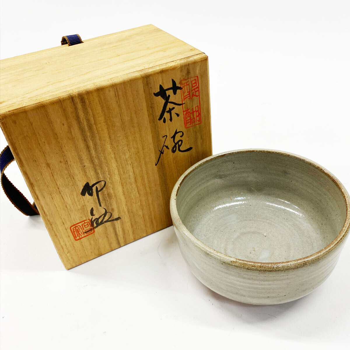 醍醐 茶碗 醍醐茶碗 陶器 抹茶椀 木箱入り 刻印有 陶磁 焼き物 窯 和食器 器 保管品 現状品 中古品 nn0101 089_画像1