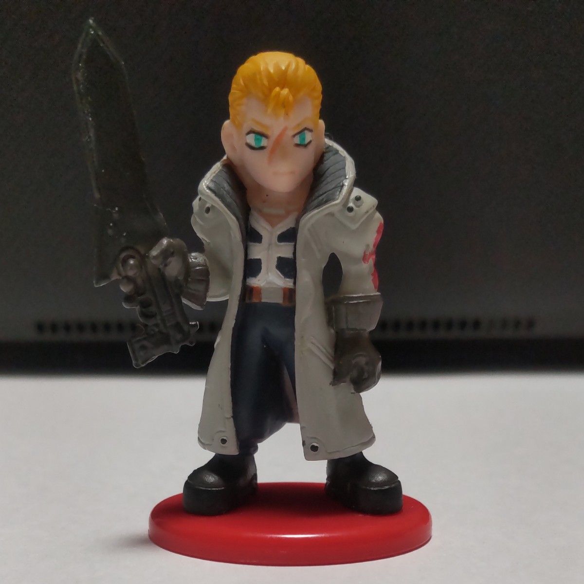 非売品】ファイナルファンタジー8 サイファー フィギュア 2つ 非売品】ファイナルファンタジー8 サイファー フィギュア 2つ