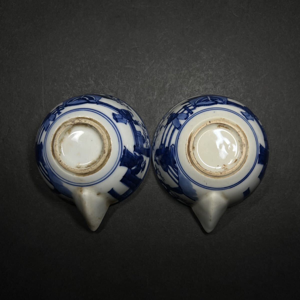 . бутылка один на времена предмет белый фарфор с синим рисунком синий . персона пейзаж . чайная посуда чайная посуда заварной чайник чай примечание Tang предмет China изобразительное искусство 