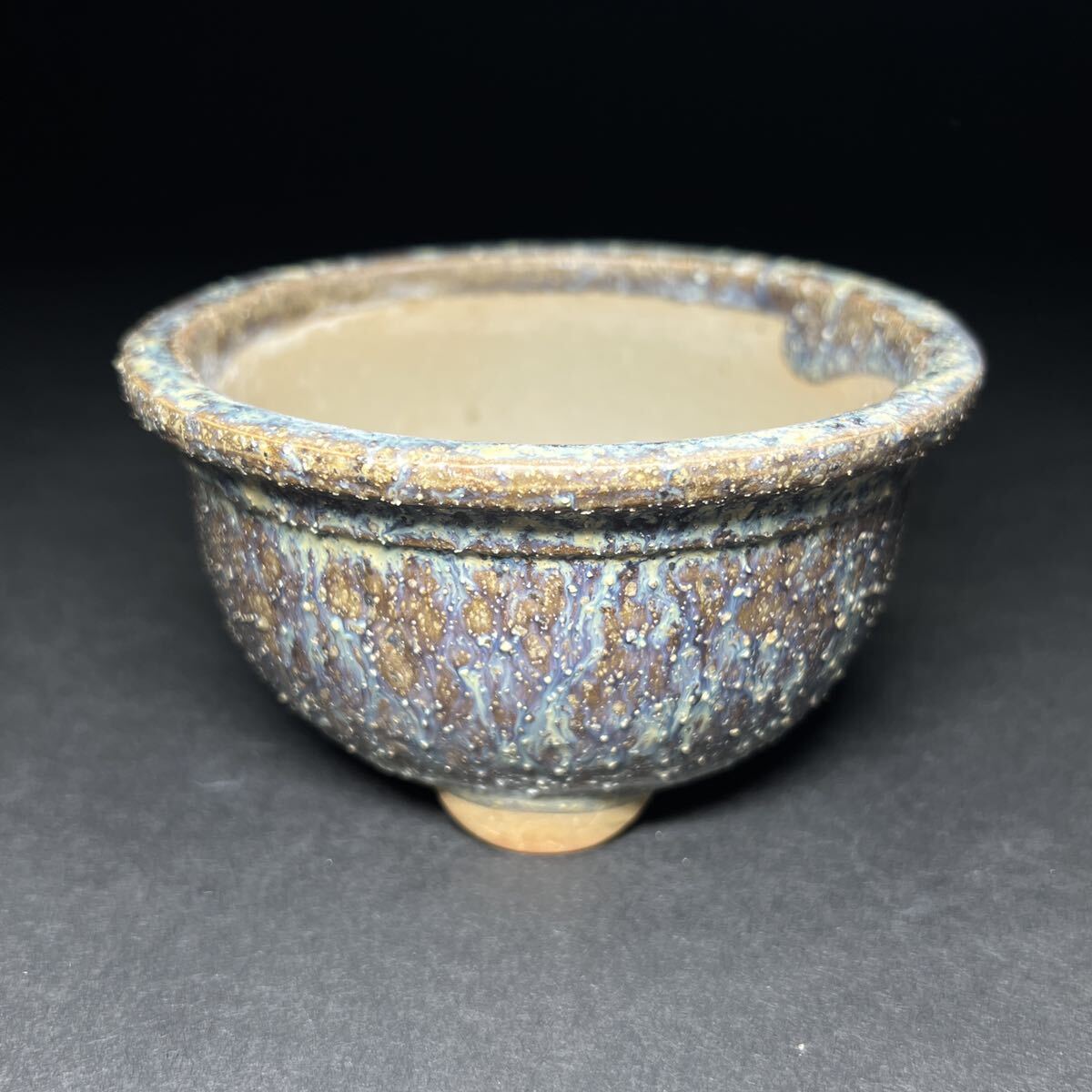 盆栽鉢　海鼠釉　三足丸鉢　小品　和鉢　植木鉢　山野草鉢　時代物　高さ6cm_画像3