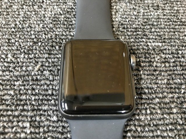 SNG06983小 Apple Watch アップルウォッチ Series3 MTF02J/A 38mm GPSモデル スペースグレイアルミ 直接お渡し歓迎_画像4