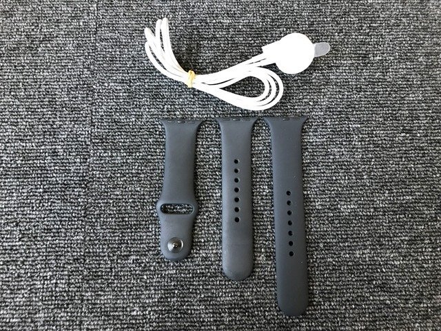 SNG06983小 Apple Watch アップルウォッチ Series3 MTF02J/A 38mm GPSモデル スペースグレイアルミ 直接お渡し歓迎_画像7