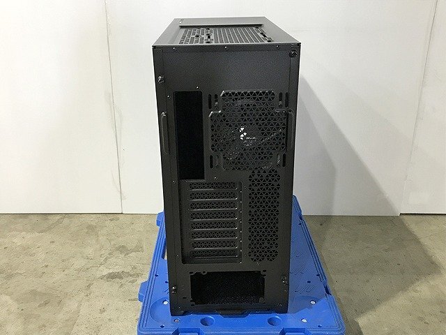 LQG45536.* не использовался * Fractal Design full tower PC кейс Pop XL Silent Solid Black FD-C-POS1X-01 прямой самовывоз приветствуется 