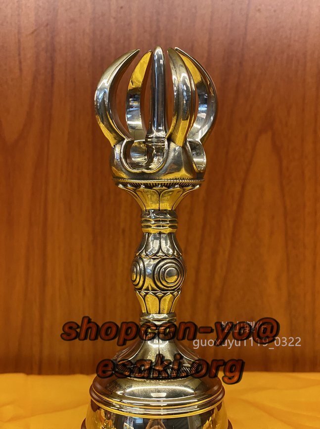 密教法具 寺院用仏具」 美品 鬼目型 五鈷鈴 真鍮製磨き仕上げ 密教法具 寺院用仏具」 美品 鬼目型 五鈷鈴 真鍮製磨き仕上げ