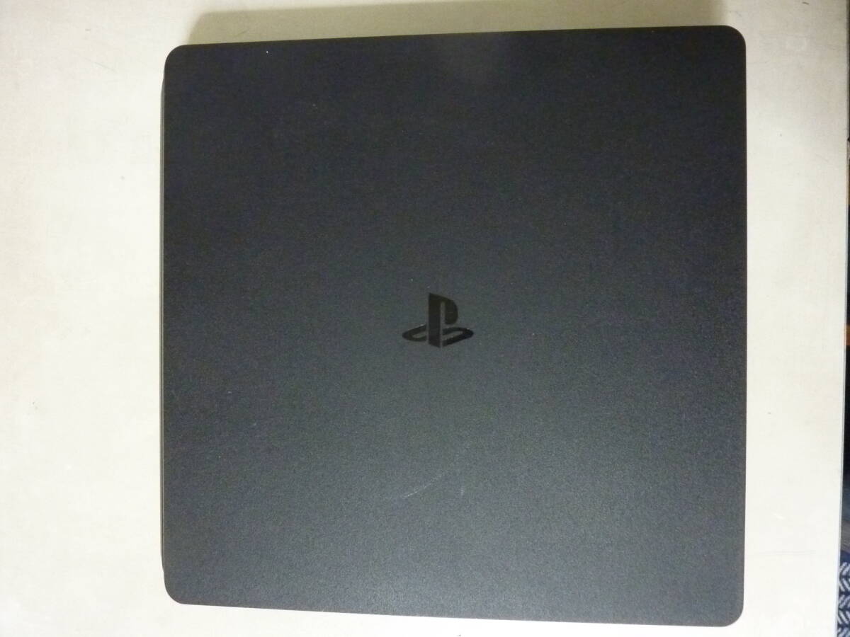 PlayStation4 PS4 ジェット・ブラック（CUH-2000A 500GBモデル) 本体と付属品等付き 動作確認済みのジャンク扱い品です！_画像4