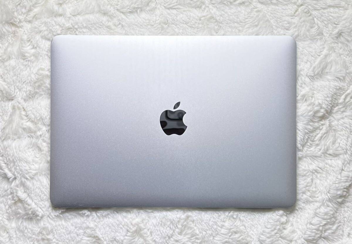 １円スタート♪ MacBook (Retina, 12-inch, Early 2015) 通電不可ジャック扱いの画像3