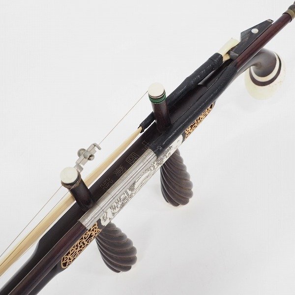 * China ethnic musical instrument land . raw . made two .ni type snake leather bow 2 ps semi-hard case attaching including in a package ×/D4X