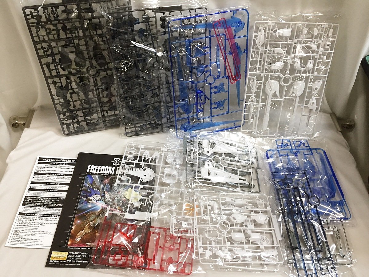 [ unopened ]1/100 MG freedom Gundam Ver.2.0 solid clear most lot Mobile Suit Gundam gun pra 2023 A.